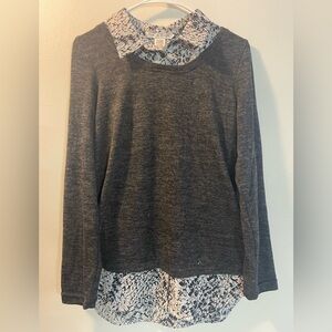 Rebecca Malone Gray Layered-Look Long Sleeve Blouse with Printed Collar